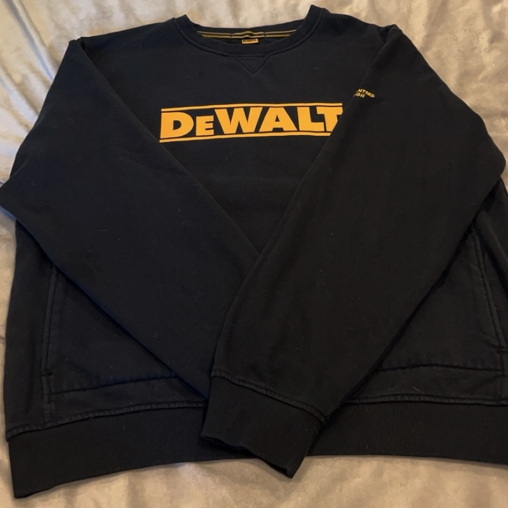 DeWalt Black Crewneck Sweatshirt - Size XL